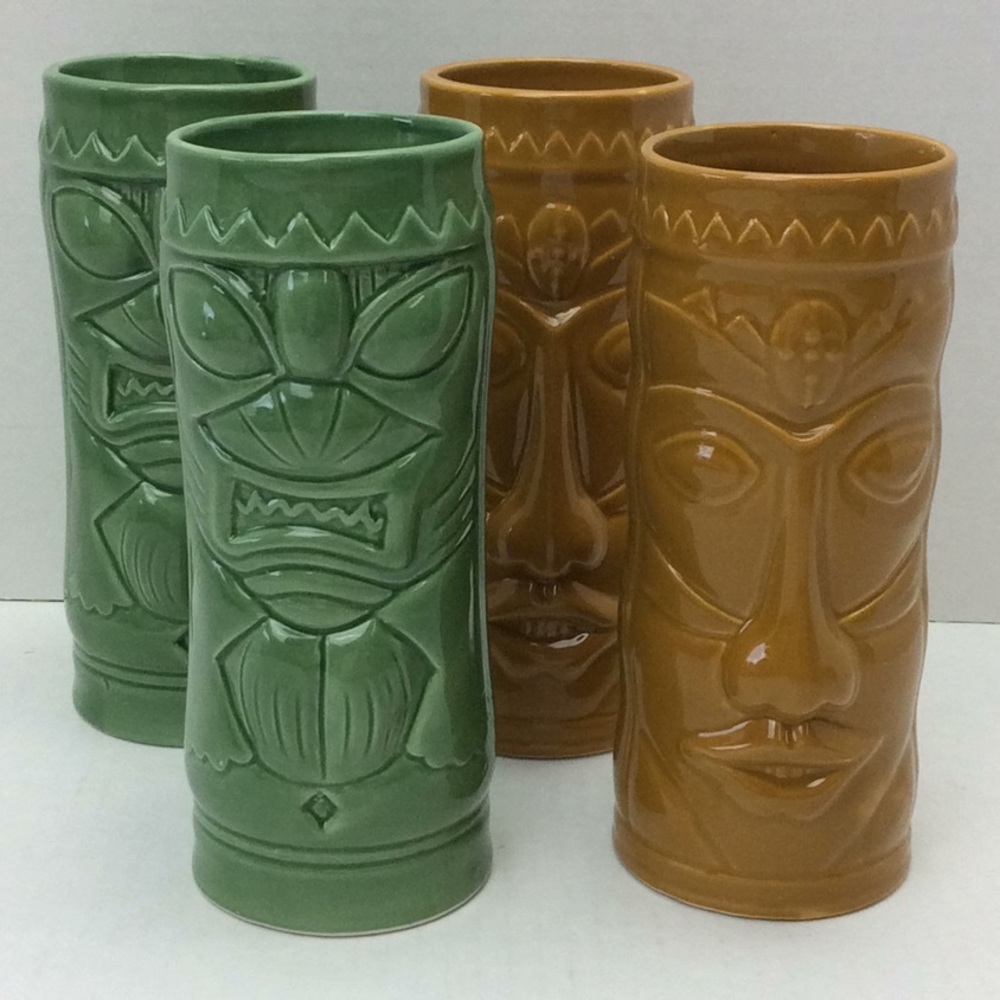 🚫Sold🚫World Market Tiki Ceramic Glasses Set/4
